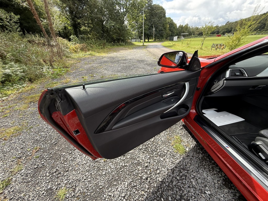 BMW 4 SERIES