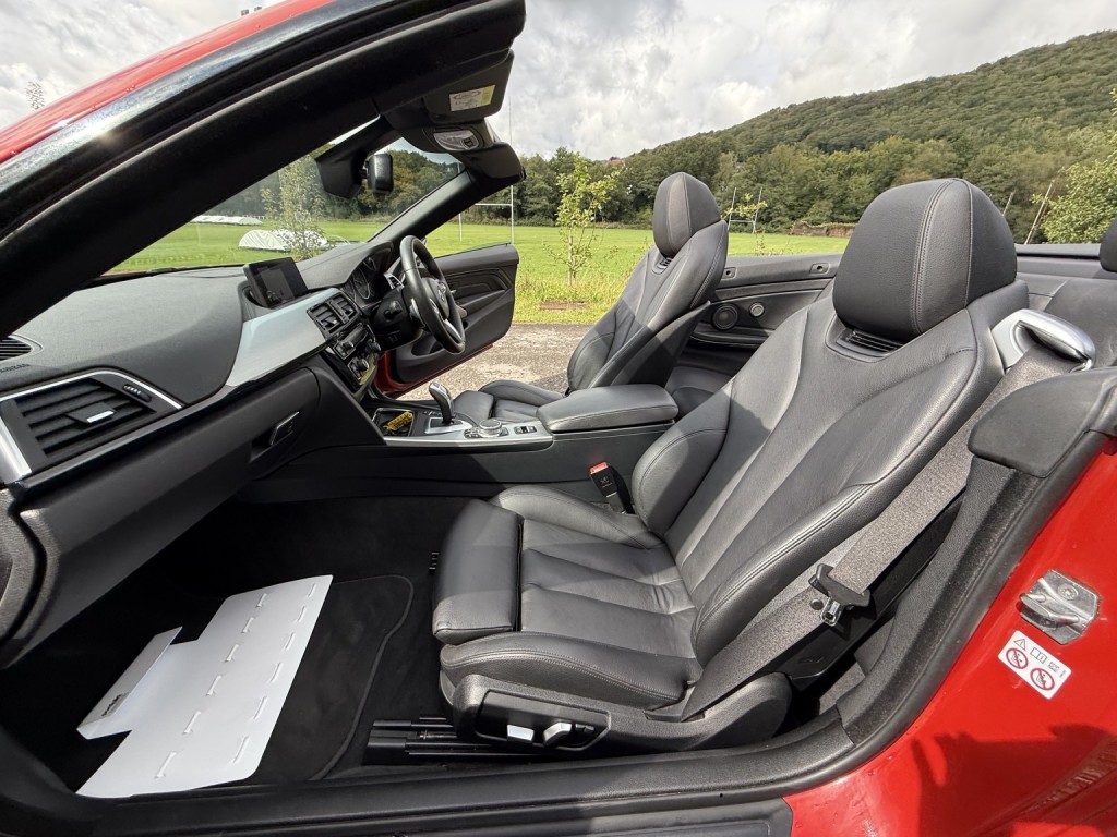 BMW 4 SERIES