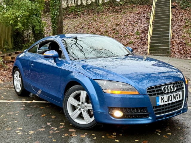 AUDI TT