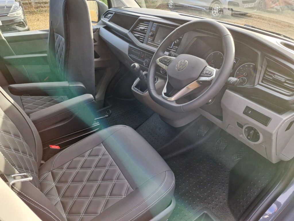 VOLKSWAGEN CAMPERVAN