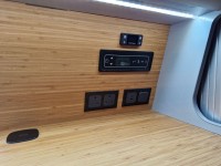 VOLKSWAGEN CAMPERVAN