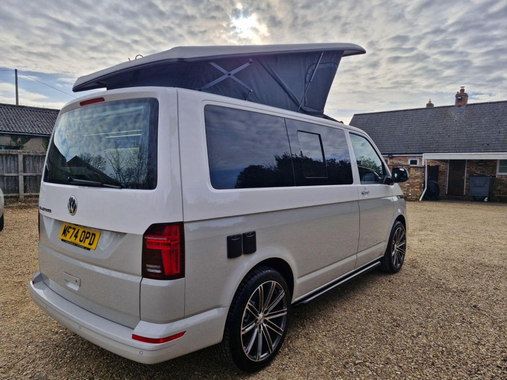 VOLKSWAGEN CAMPERVAN