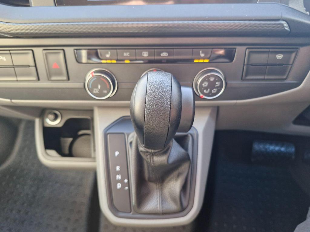 VOLKSWAGEN CAMPERVAN