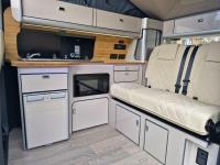 VOLKSWAGEN CAMPERVAN