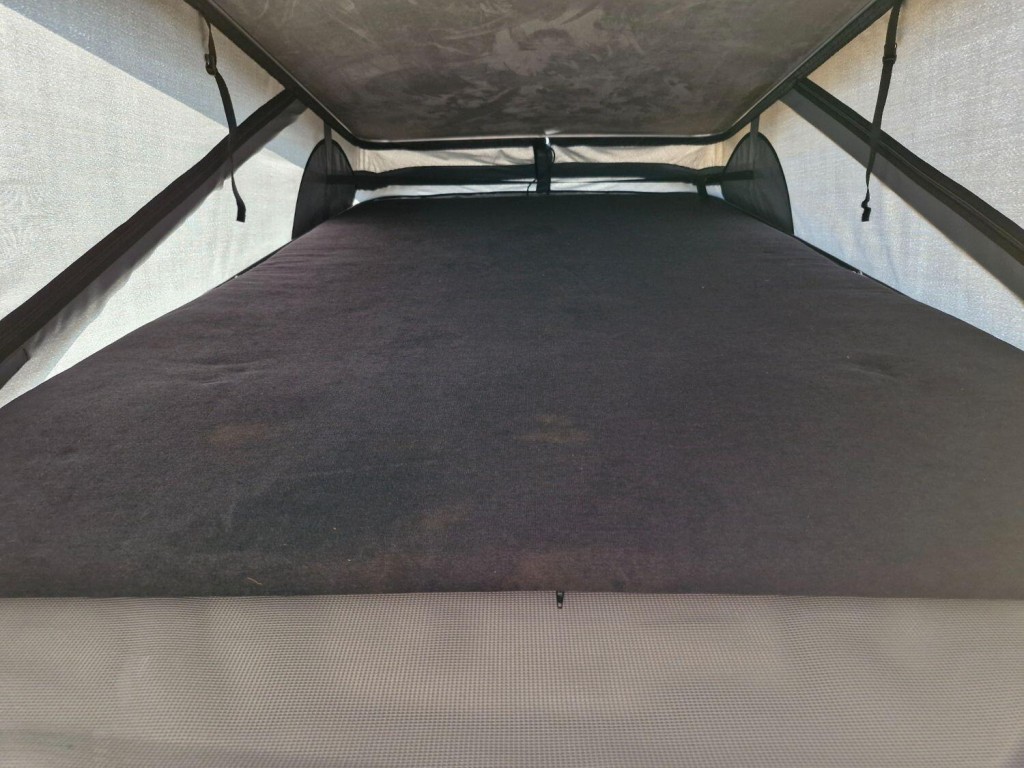 VOLKSWAGEN CAMPERVAN