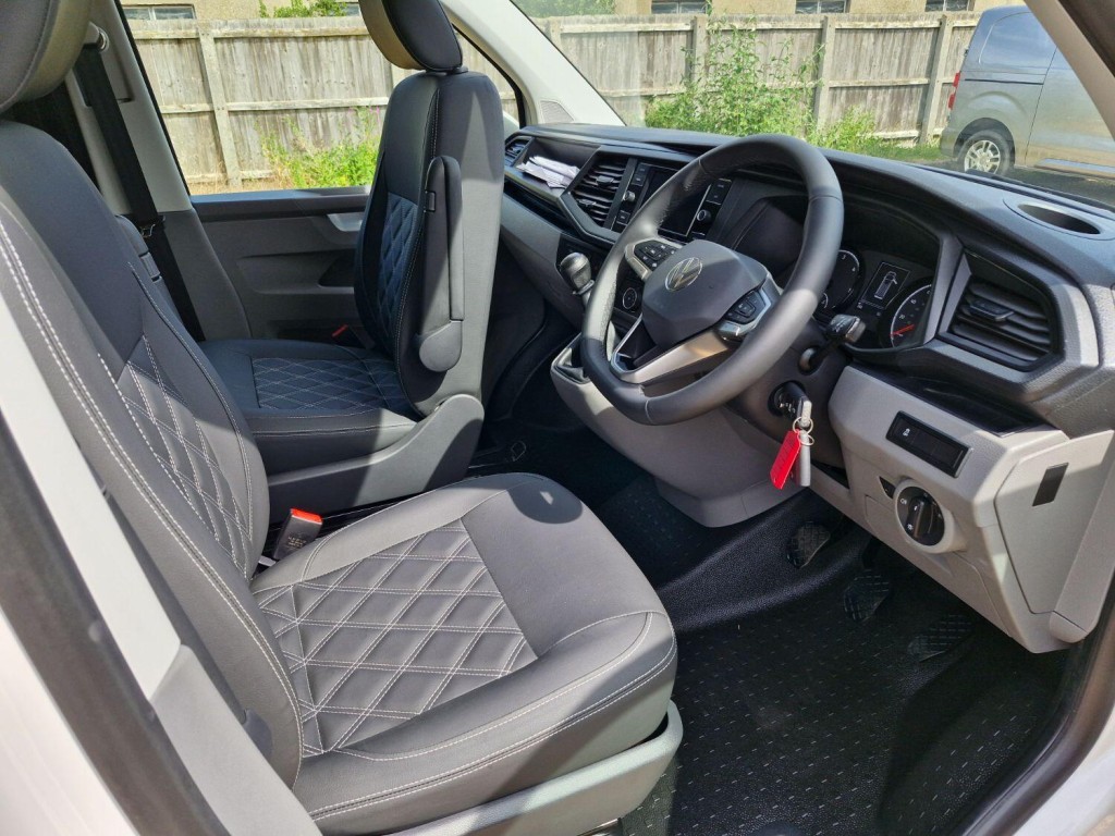 VOLKSWAGEN CAMPERVAN