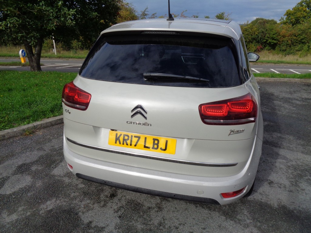 View CITROEN C4 PICASSO 1.6 BlueHDi Flair