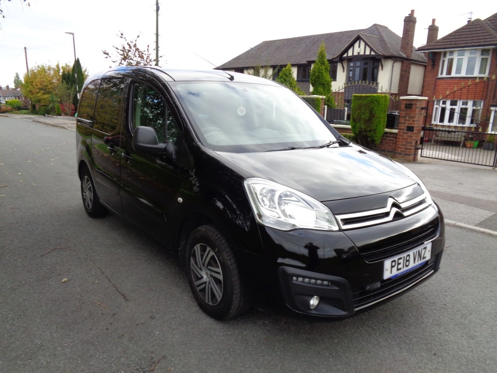 View CITROEN BERLINGO 1.2 PureTech Feel