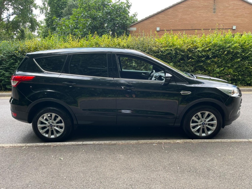View FORD KUGA 2.0 TDCi Titanium