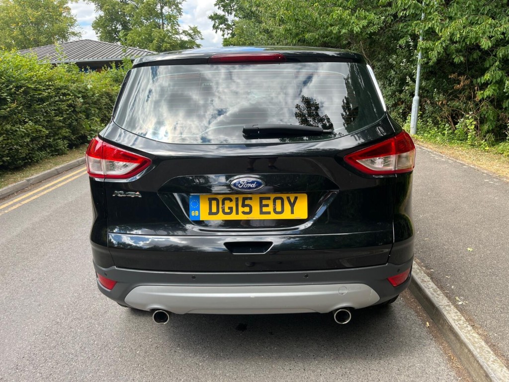 View FORD KUGA 2.0 TDCi Titanium