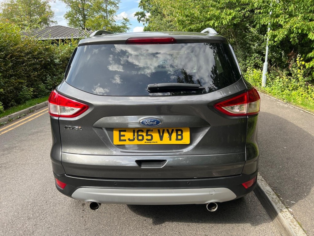 View FORD KUGA 2.0 TDCi Titanium