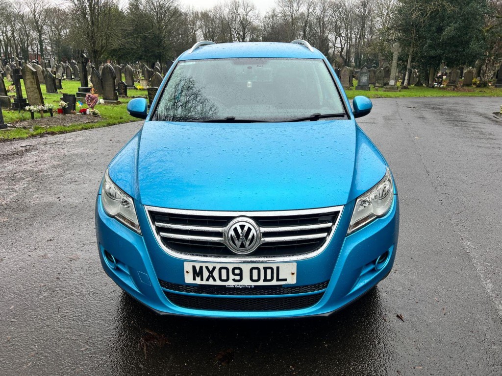 View VOLKSWAGEN TIGUAN 1.4 TSI SE