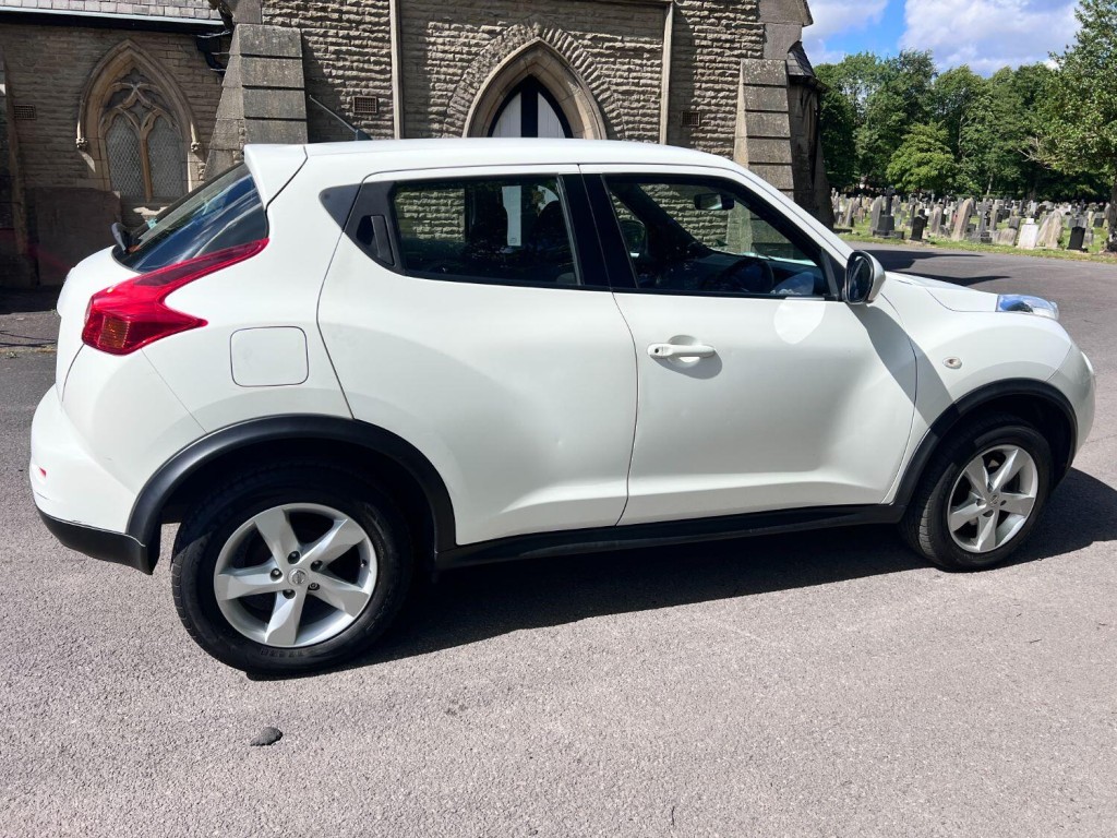 NISSAN JUKE