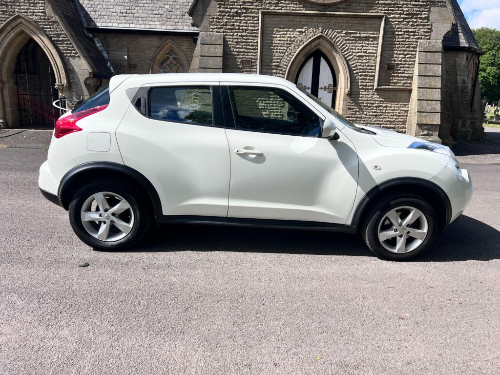 NISSAN JUKE
