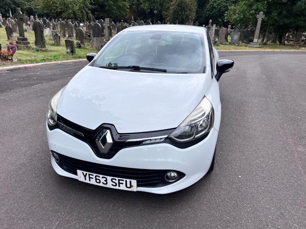 RENAULT CLIO