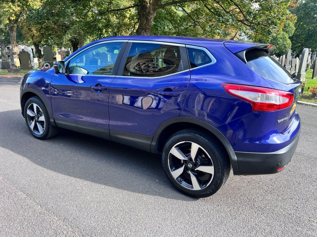 NISSAN QASHQAI