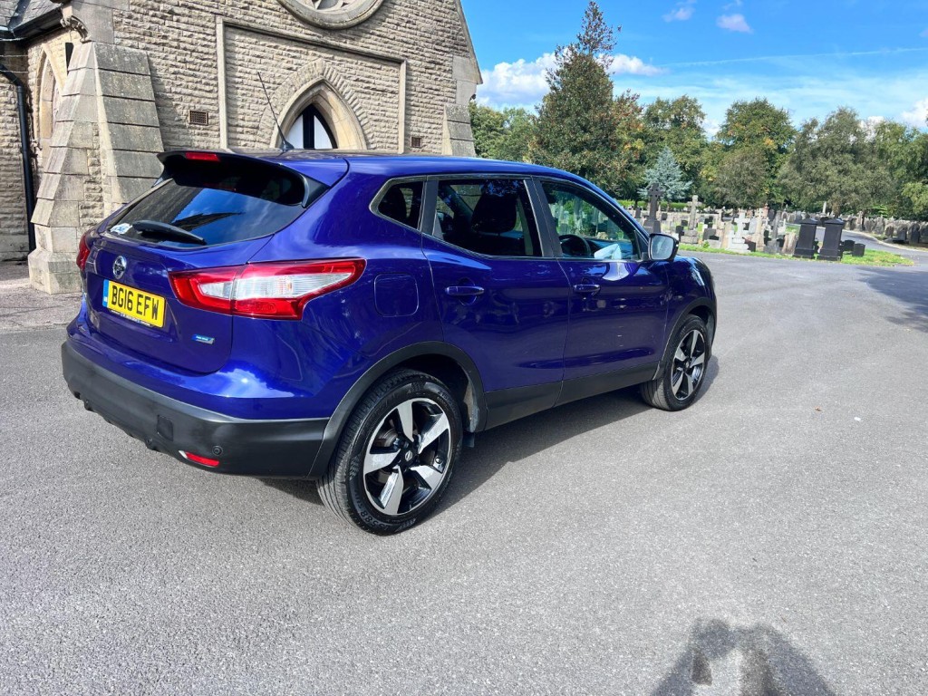 NISSAN QASHQAI
