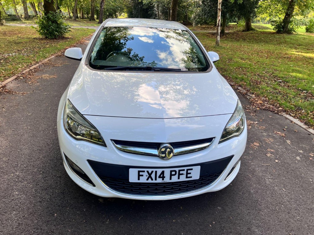 View VAUXHALL ASTRA 1.6 16v SRi