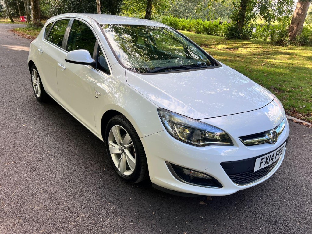 View VAUXHALL ASTRA 1.6 16v SRi