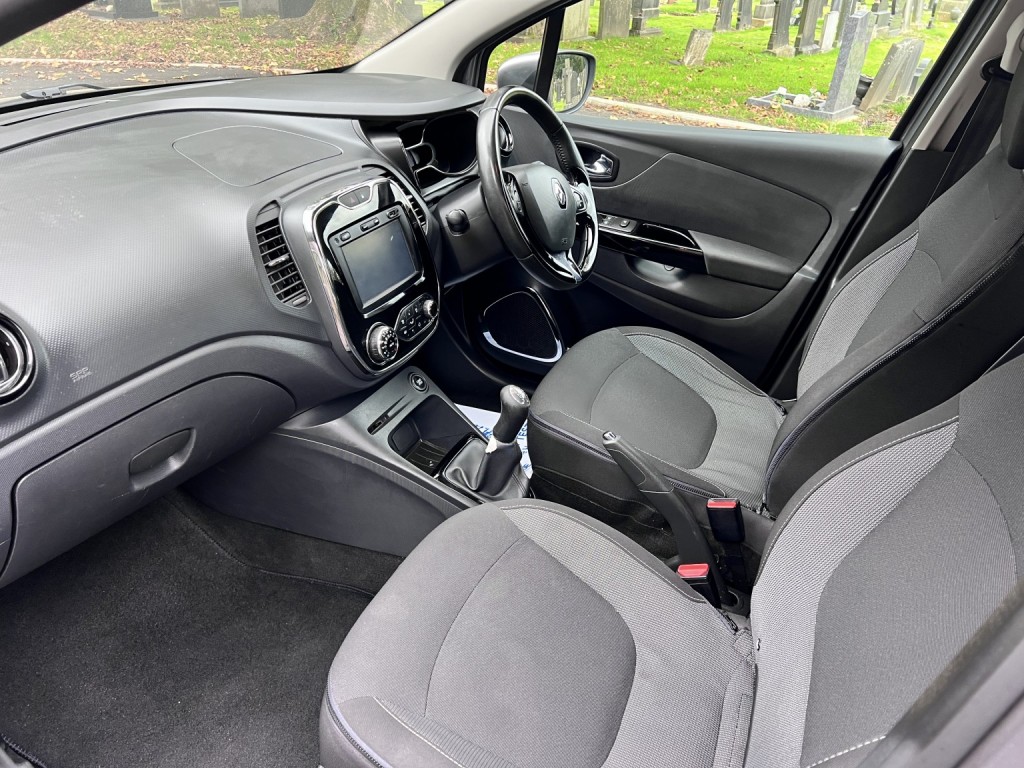 RENAULT CAPTUR