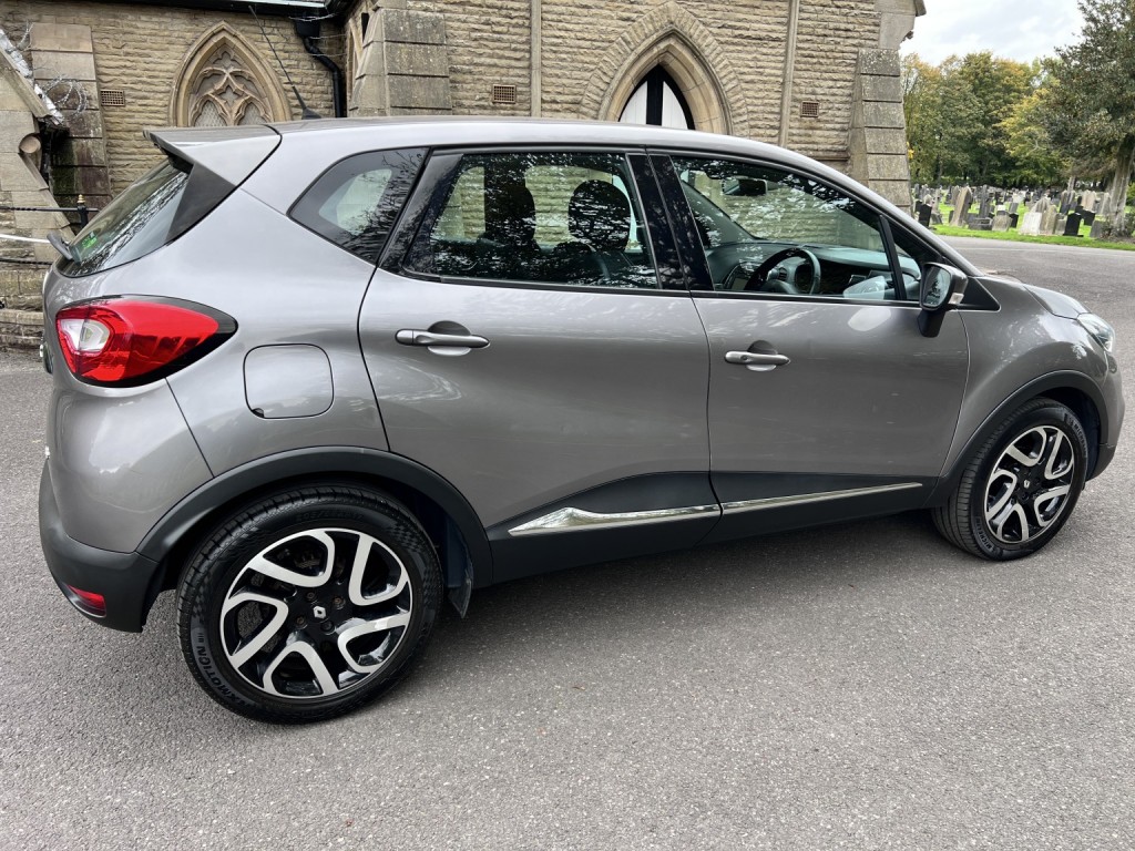 RENAULT CAPTUR