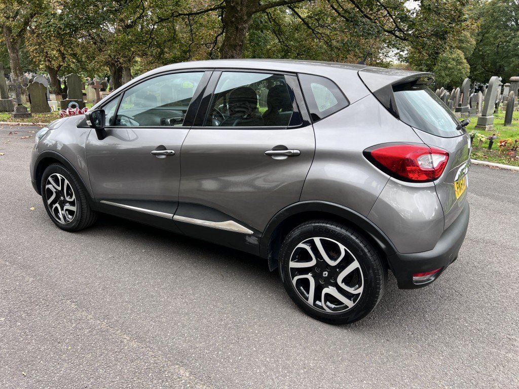 RENAULT CAPTUR