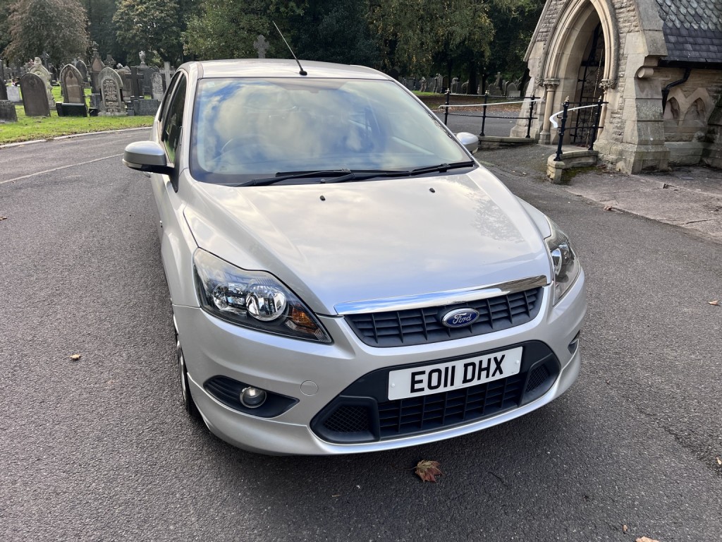 View FORD FOCUS 1.6 TDCi DPF Zetec S