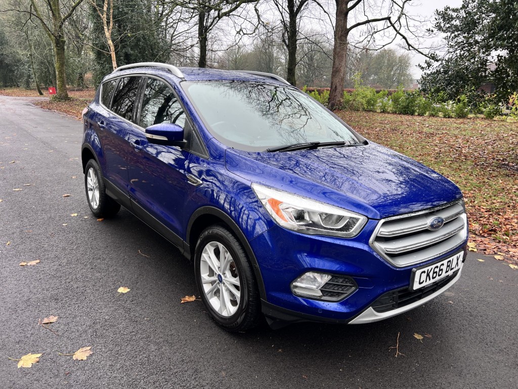 View FORD KUGA 2.0 TDCi Titanium