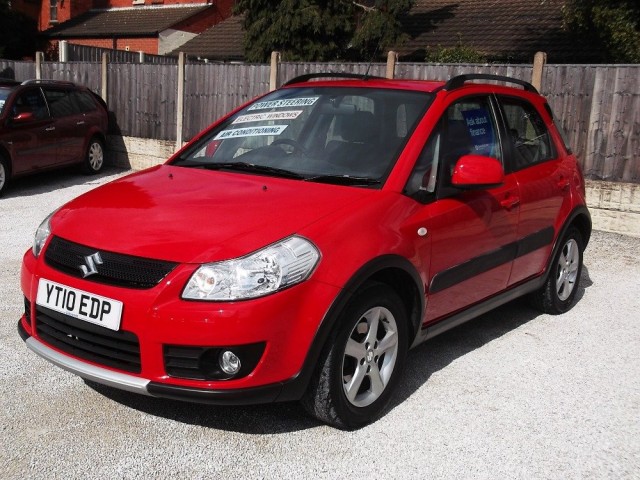 SUZUKI SX4 GLX (2010)