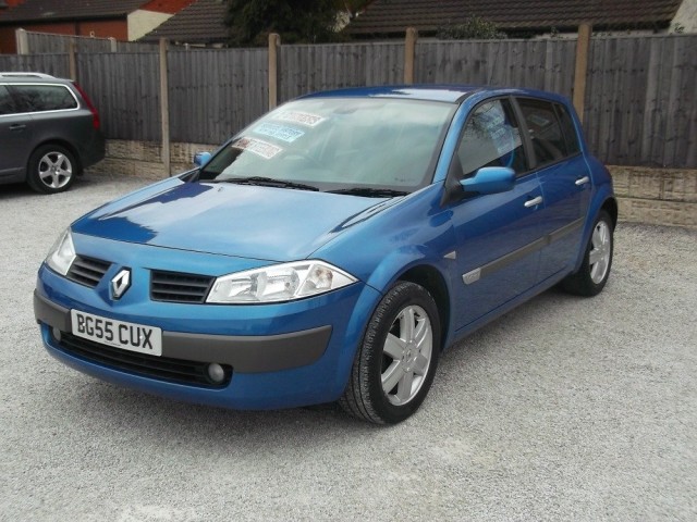 RENAULT MEGANE DYNAMIQUE 16V 1.4 5 DOOR HATCHBACK (2005)
