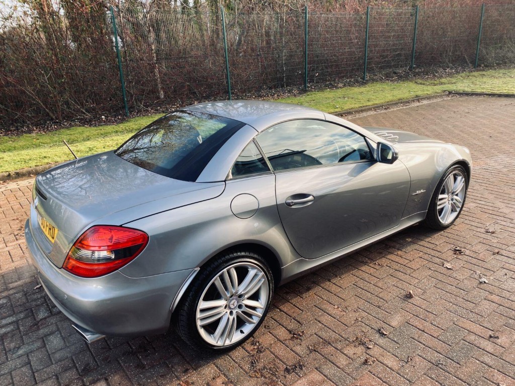 MERCEDES-BENZ SLK