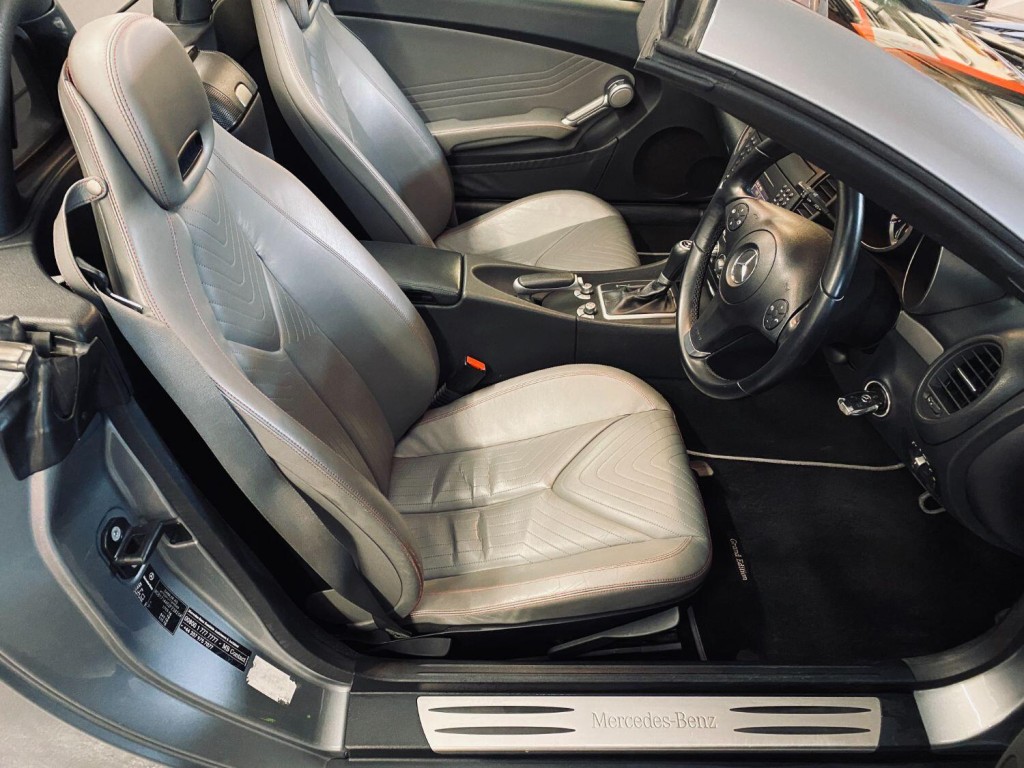 MERCEDES-BENZ SLK