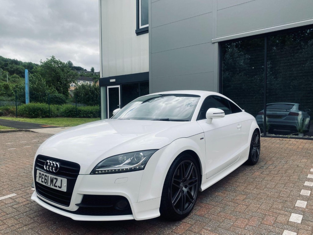 AUDI TT