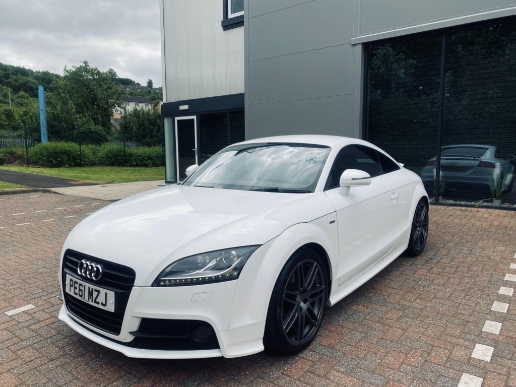 AUDI TT