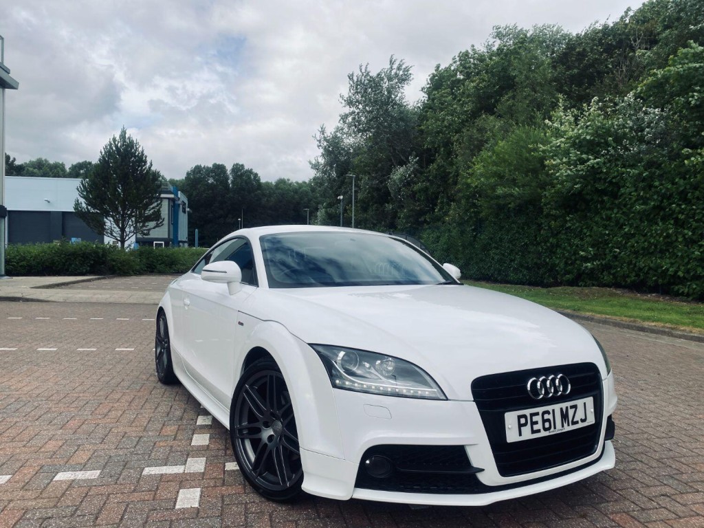 AUDI TT