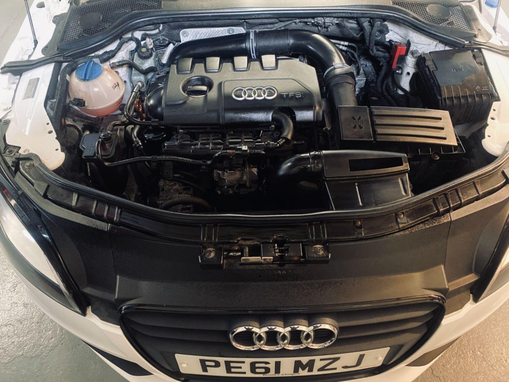 AUDI TT