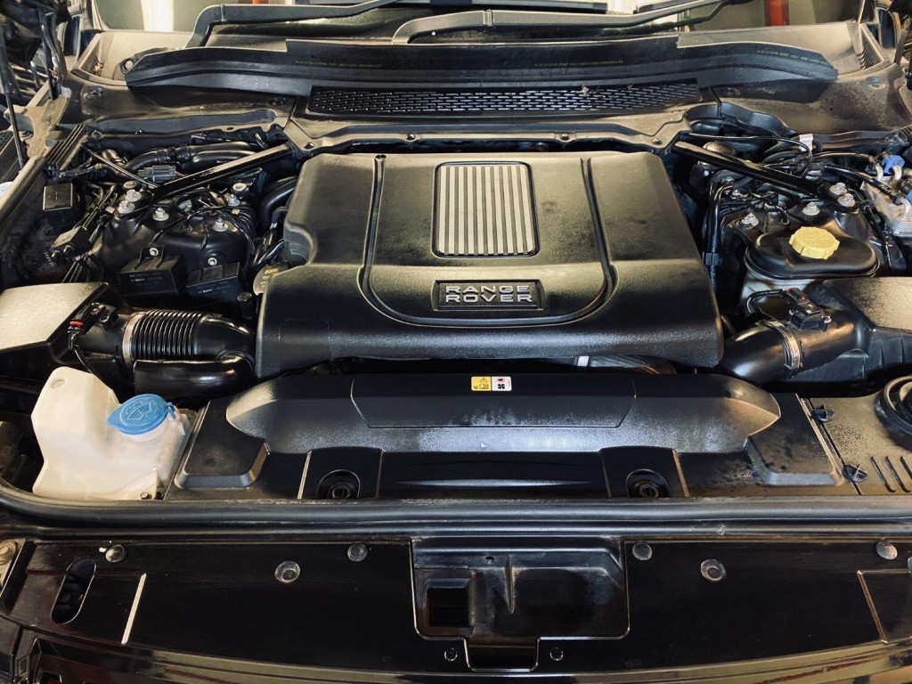 LAND ROVER RANGE ROVER