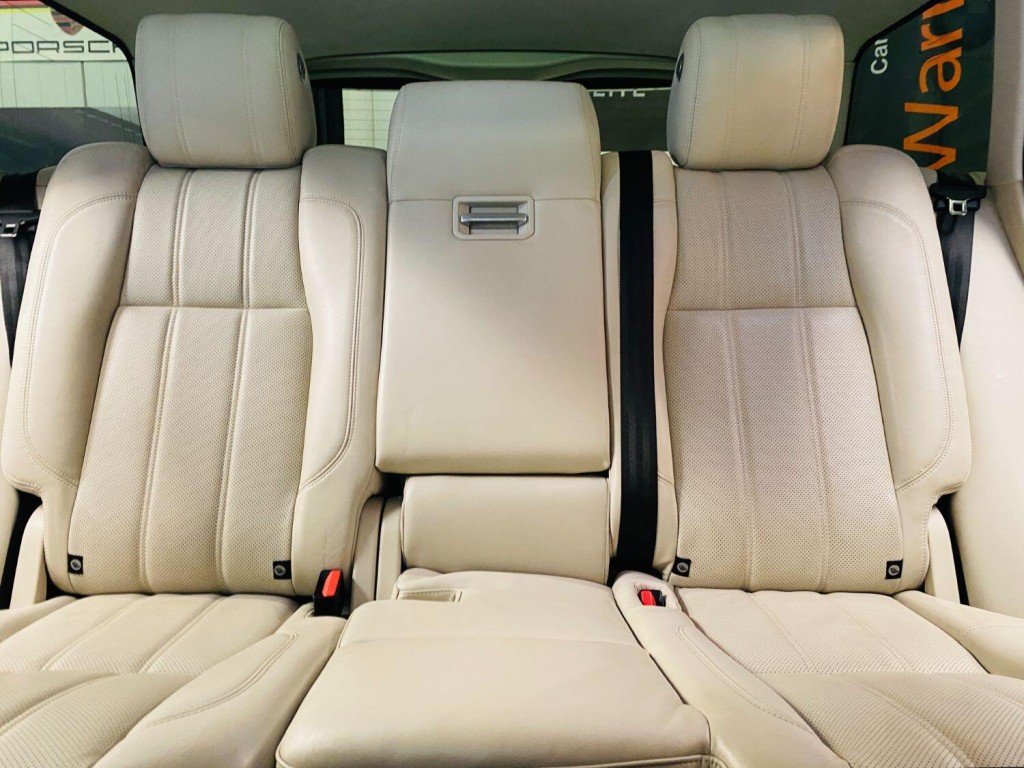 LAND ROVER RANGE ROVER