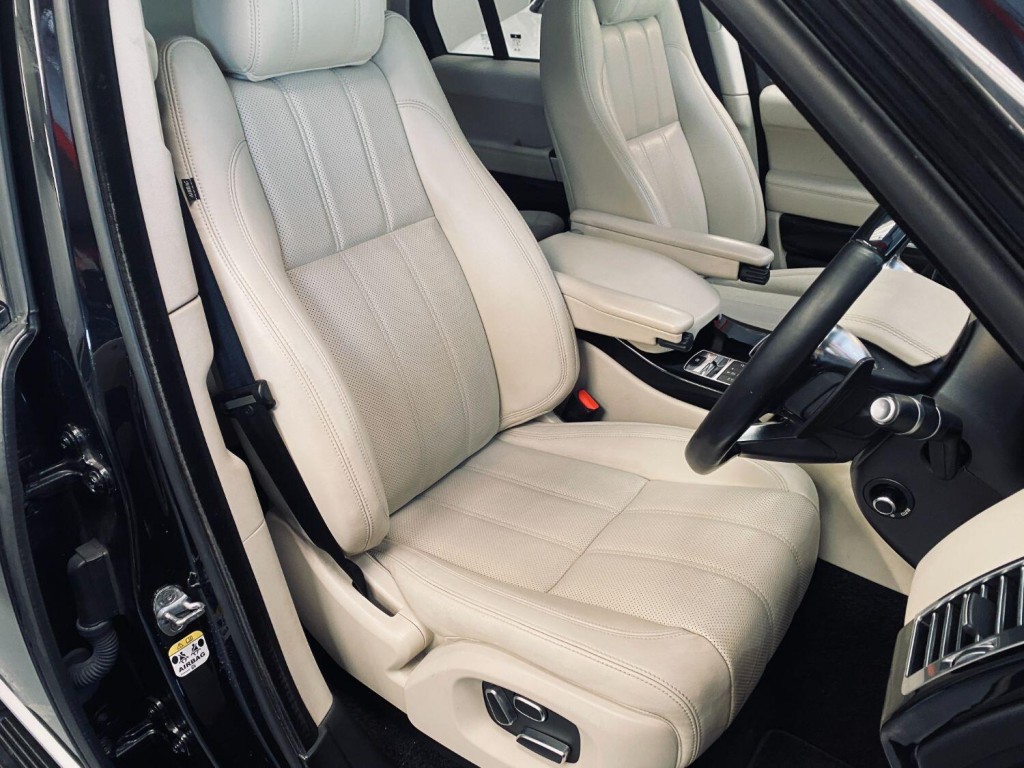 LAND ROVER RANGE ROVER