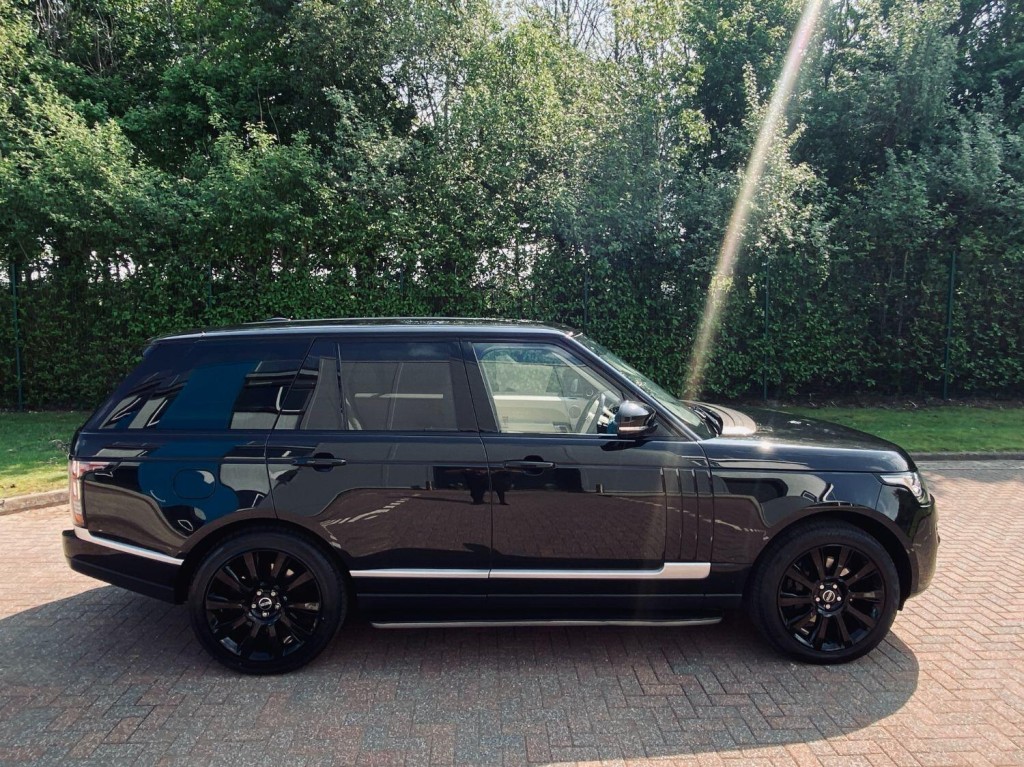 LAND ROVER RANGE ROVER