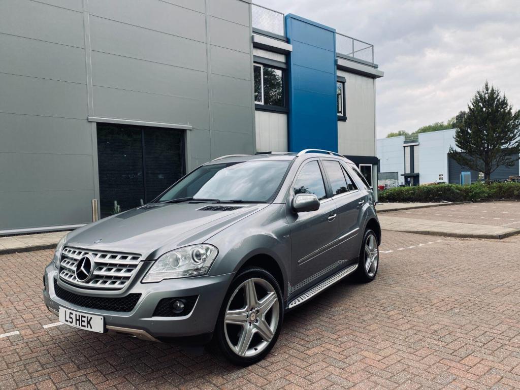 MERCEDES-BENZ M CLASS