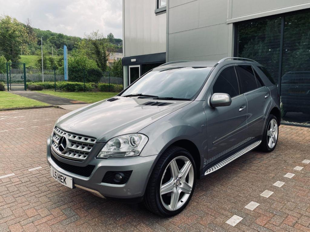 MERCEDES-BENZ M CLASS