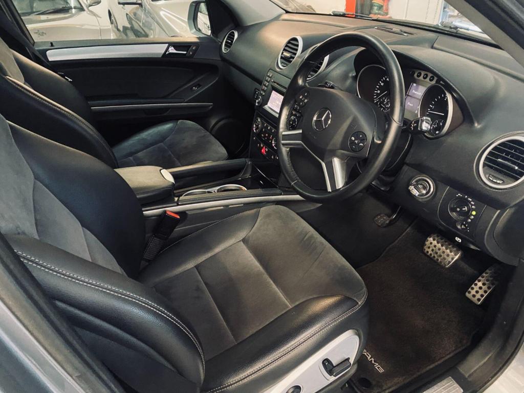 MERCEDES-BENZ M CLASS