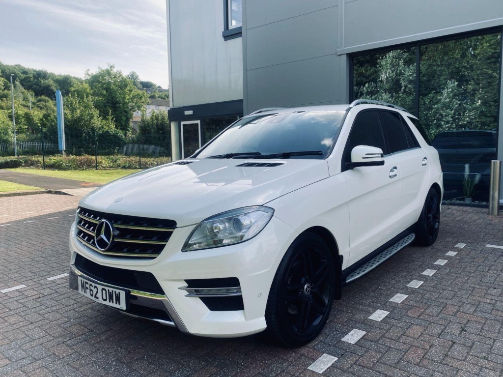 View MERCEDES-BENZ M CLASS 2.1 ML250 BlueTEC Sport