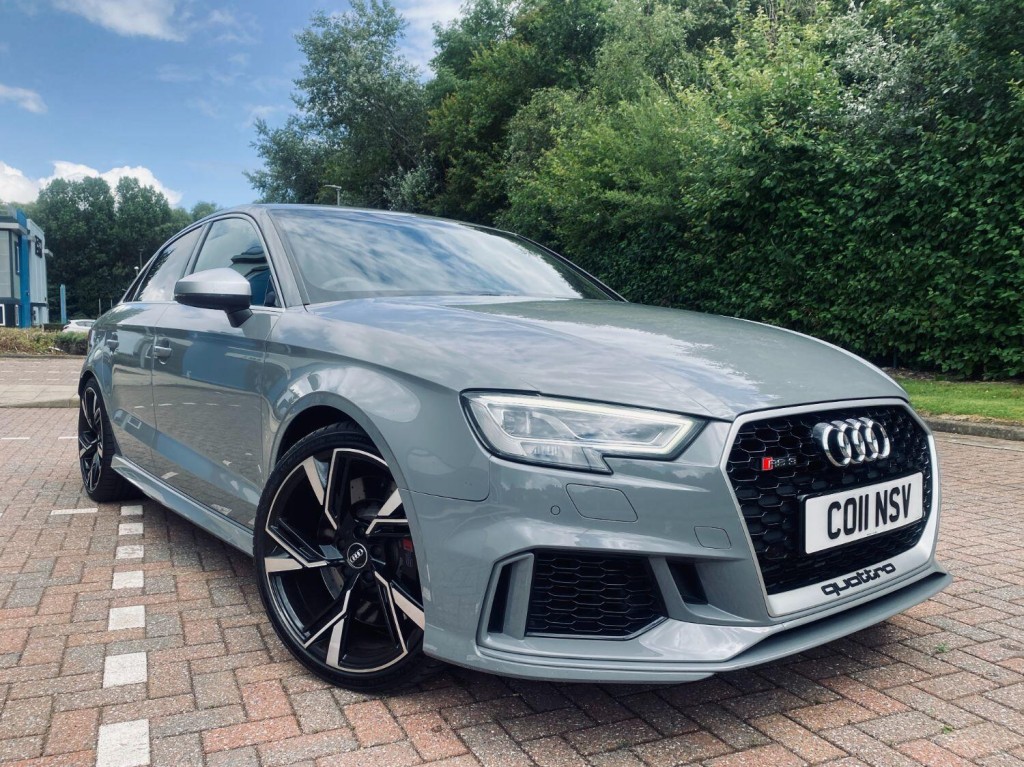 AUDI RS3
