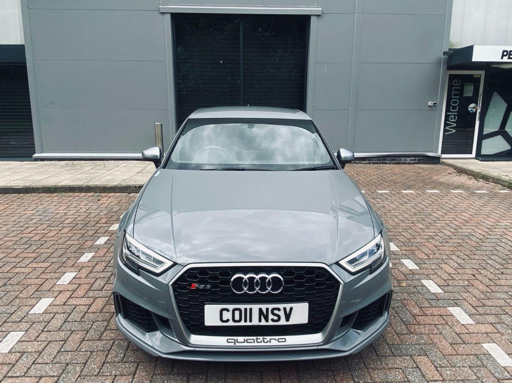 AUDI RS3