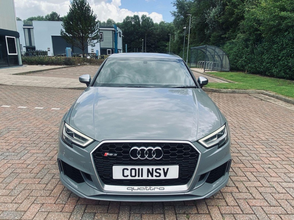 AUDI RS3