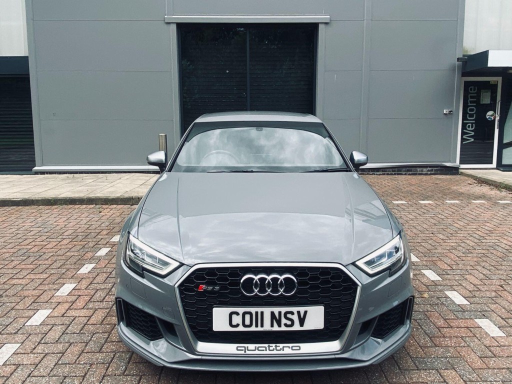 AUDI RS3