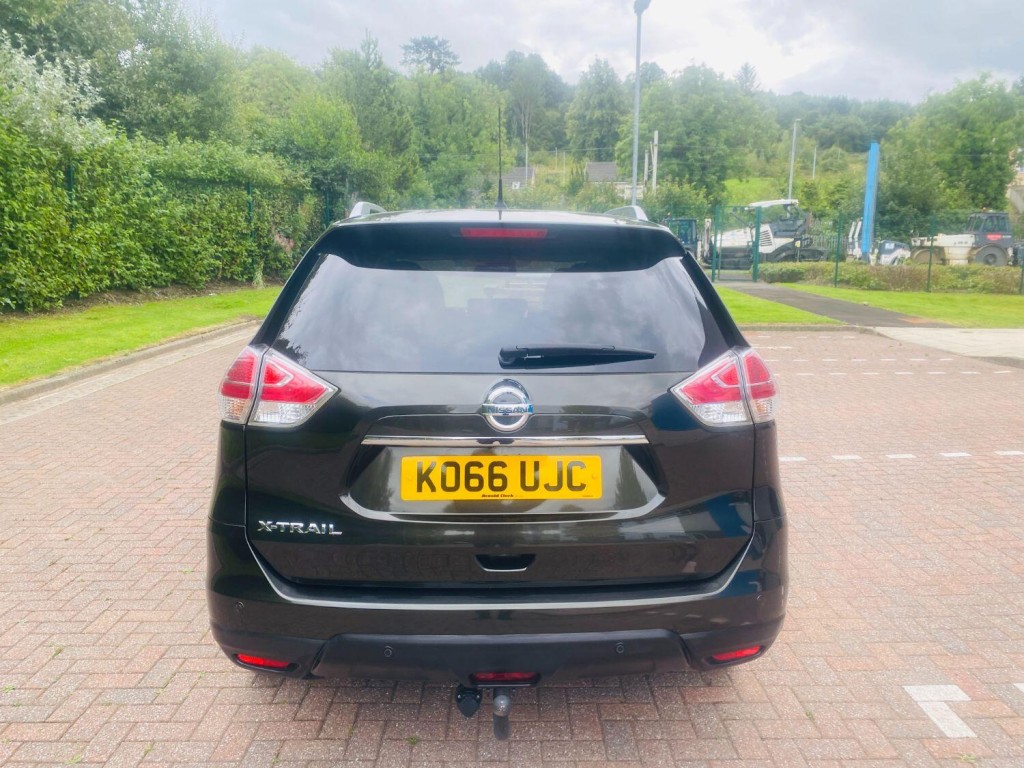 NISSAN X-TRAIL