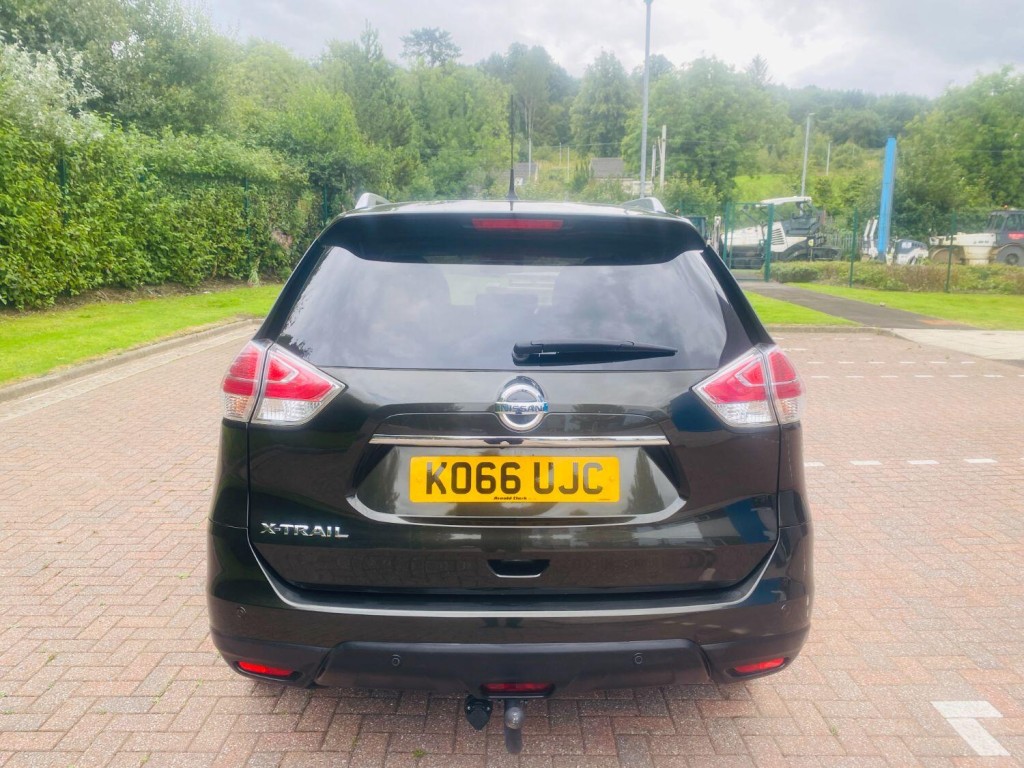 NISSAN X-TRAIL